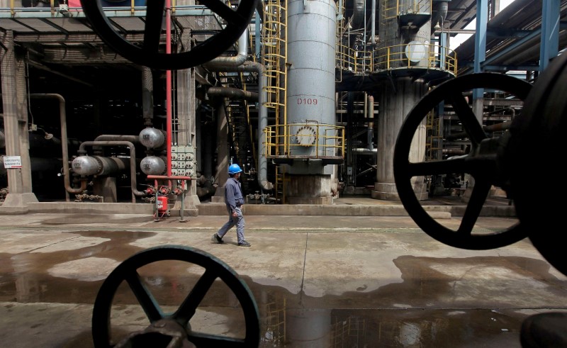 Фьючерсы на нефть WTI подешевели во время американской сессии